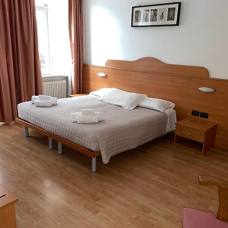 Hotel Vittoria Roncegno Екстер'єр фото